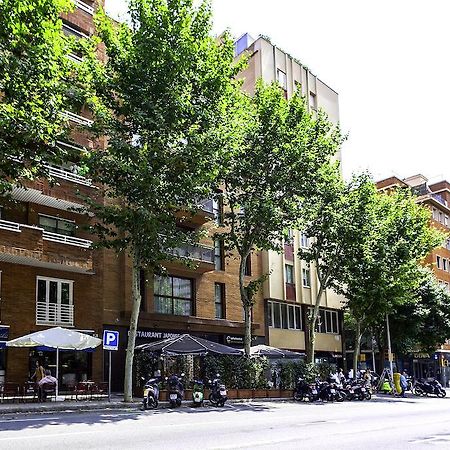 Short Stay Group Camp Nou Serviced Apartments Barcelona Exterior foto