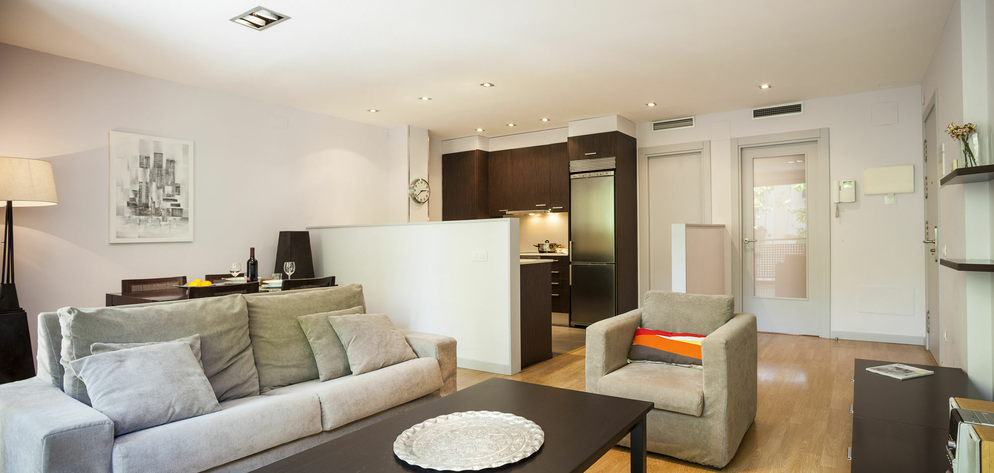 Short Stay Group Camp Nou Serviced Apartments Barcelona Exterior foto